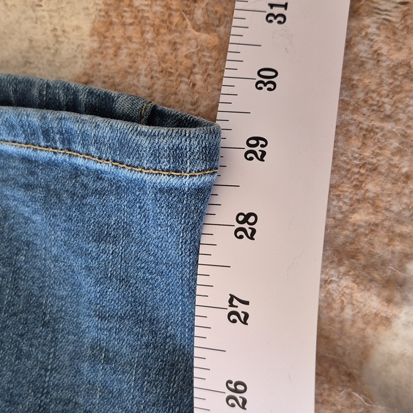 Torrid Blue Distressed Relaxed Bootleg Jeans size 14. BNWT - Picture 7 of 7